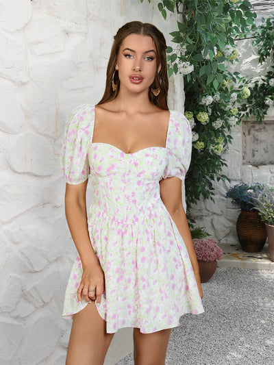 pink floral print sweetheart neck puff sleeve dress#color_pink