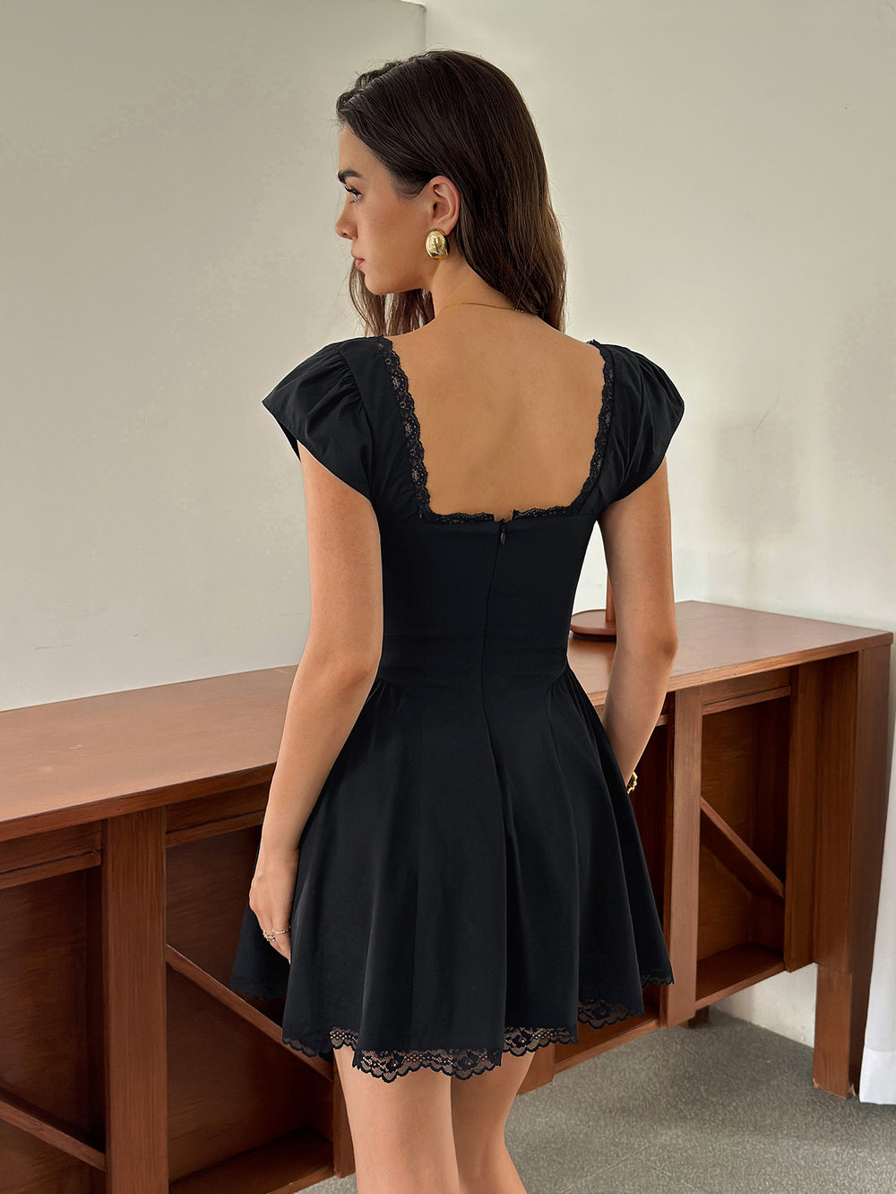 Lace Trim Tie Front Ruched Bust Mini Dress#color_black