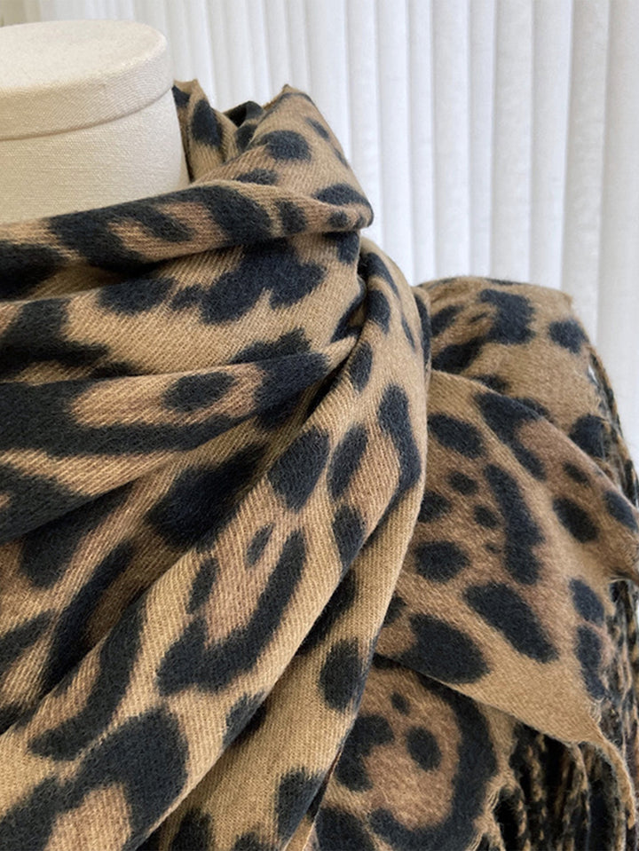 Print Leopard Fringed Scarf#color_brown