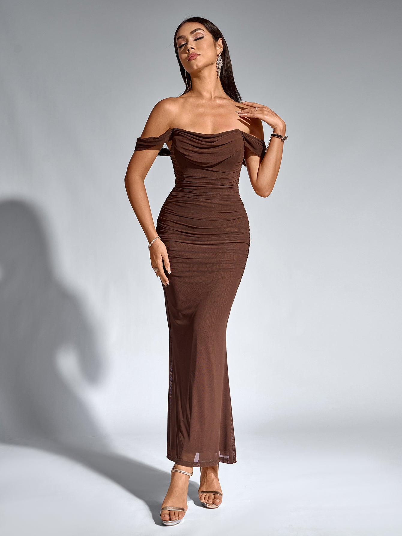 Off Shoulder Ruched Zipper Back Bodycon Dress – Parthea Fashion