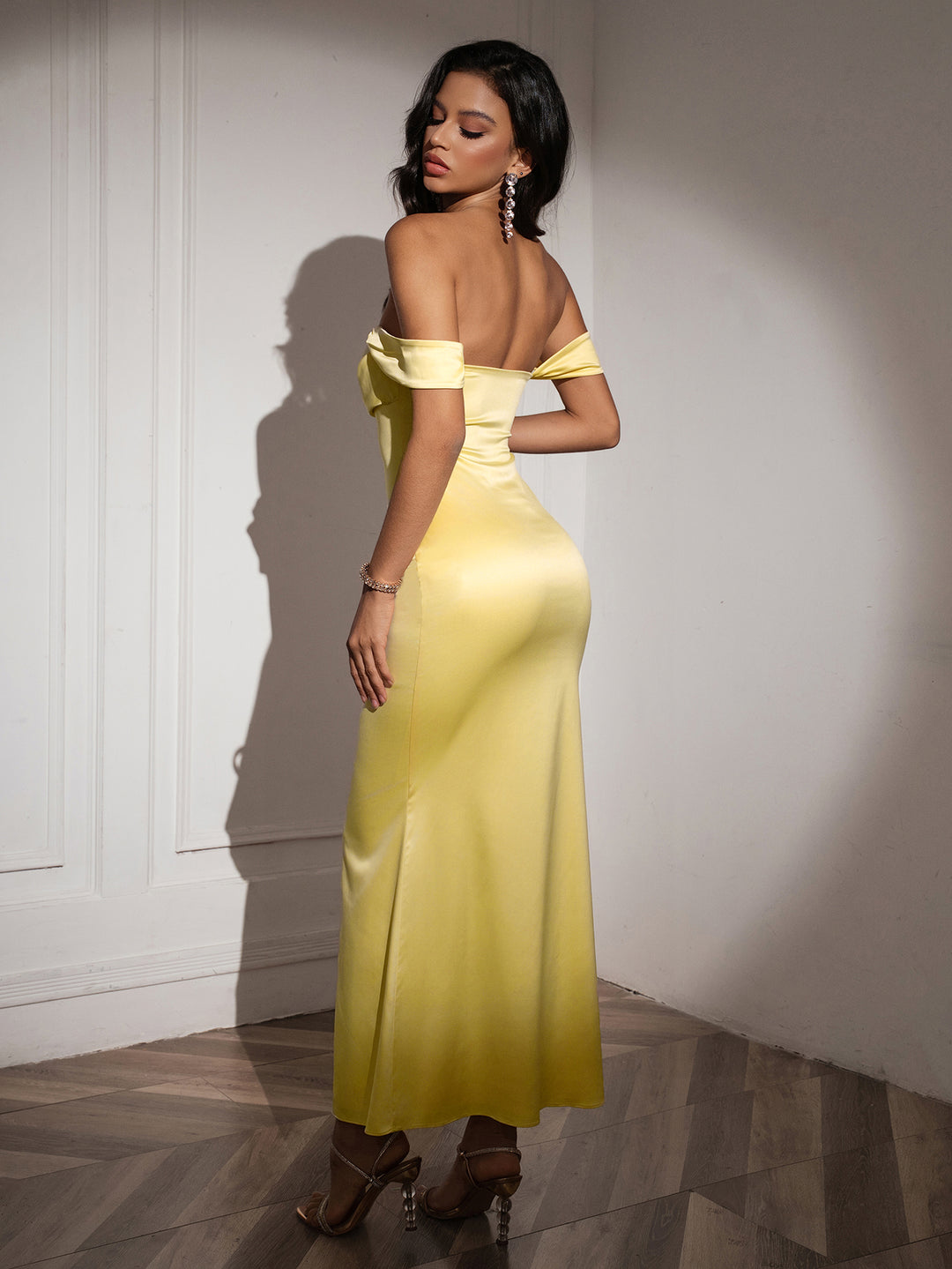 Off Shoulder Satin Backless Mermaid Dress, Cream / XS Off Shoulder Satin Backless Mermaid Dress, Cream / XS