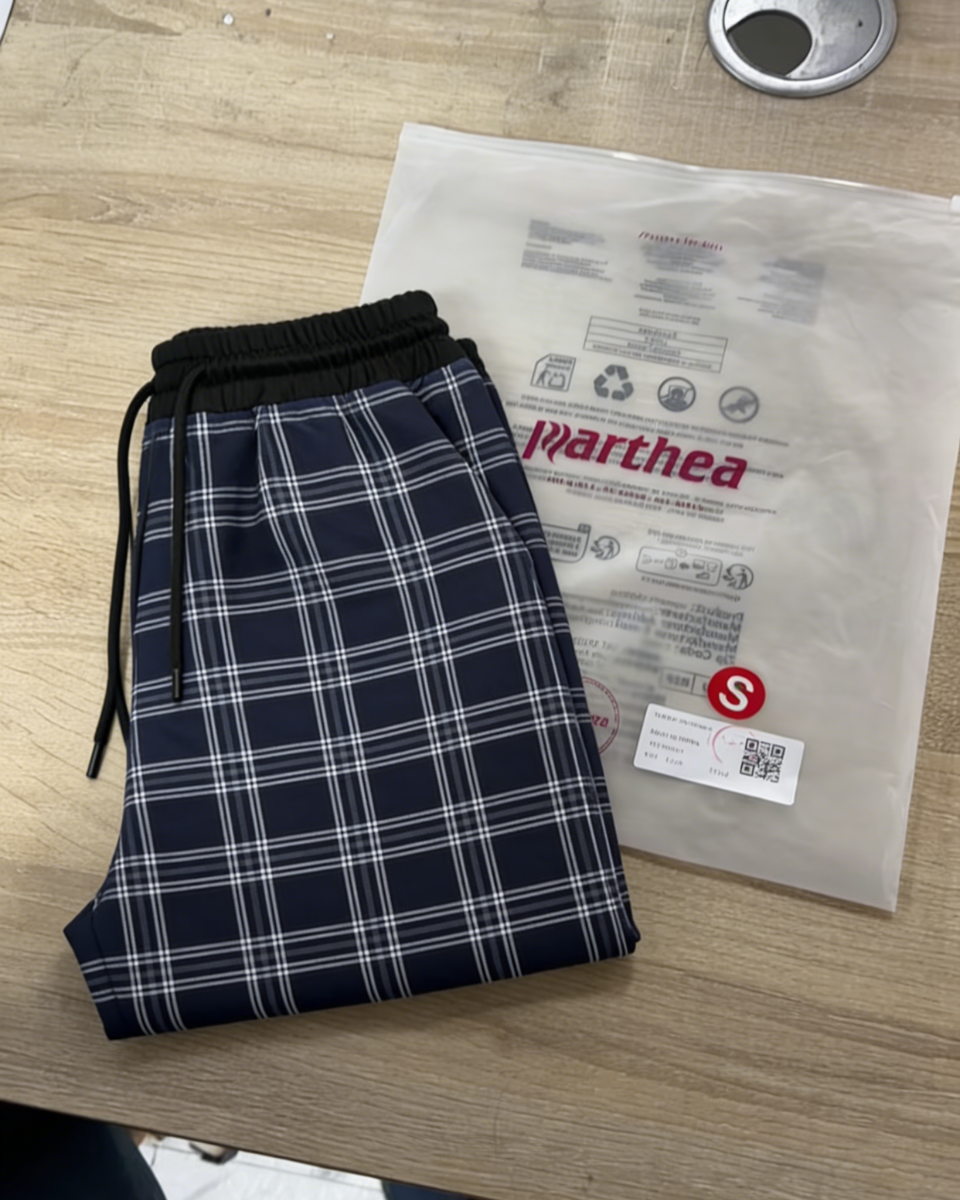 Shirred Plaid Drawstring Waistband Pants#color_black