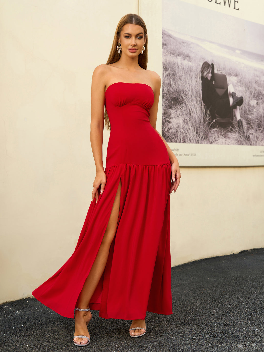 Tie Crisscross Strapless Back Split Thigh Solid Dress#color_red