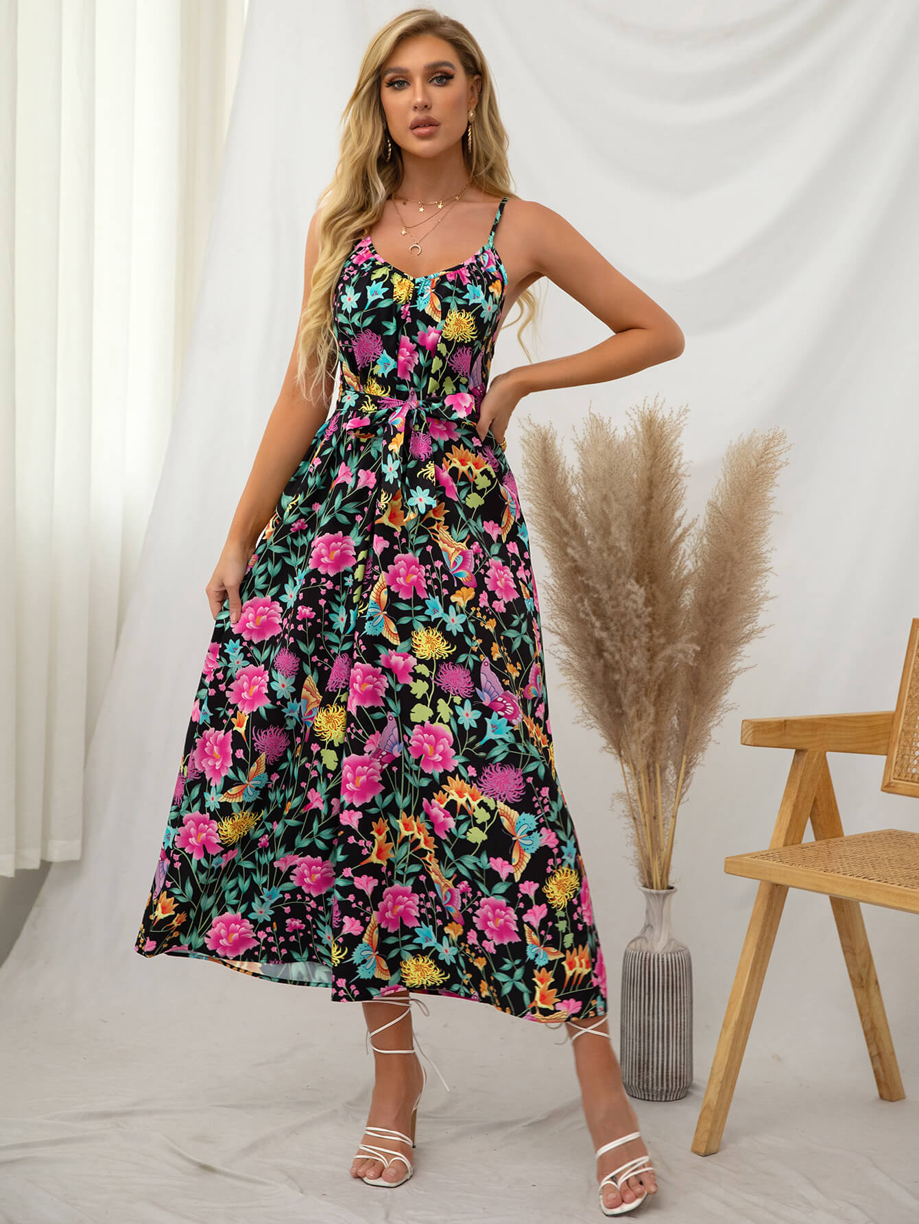     print sleeveless floral wrap dress#color_print